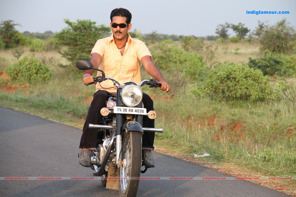 Marudhavelu Movie hd photo