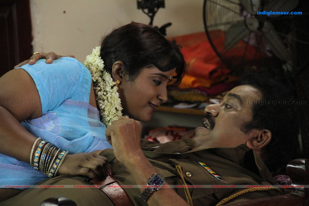 Marudhavelu Movie hd photo