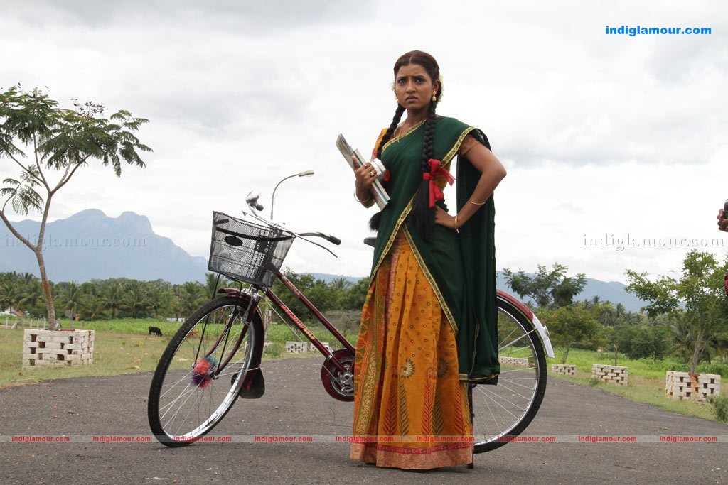 Marudhavelu Movie hd photo