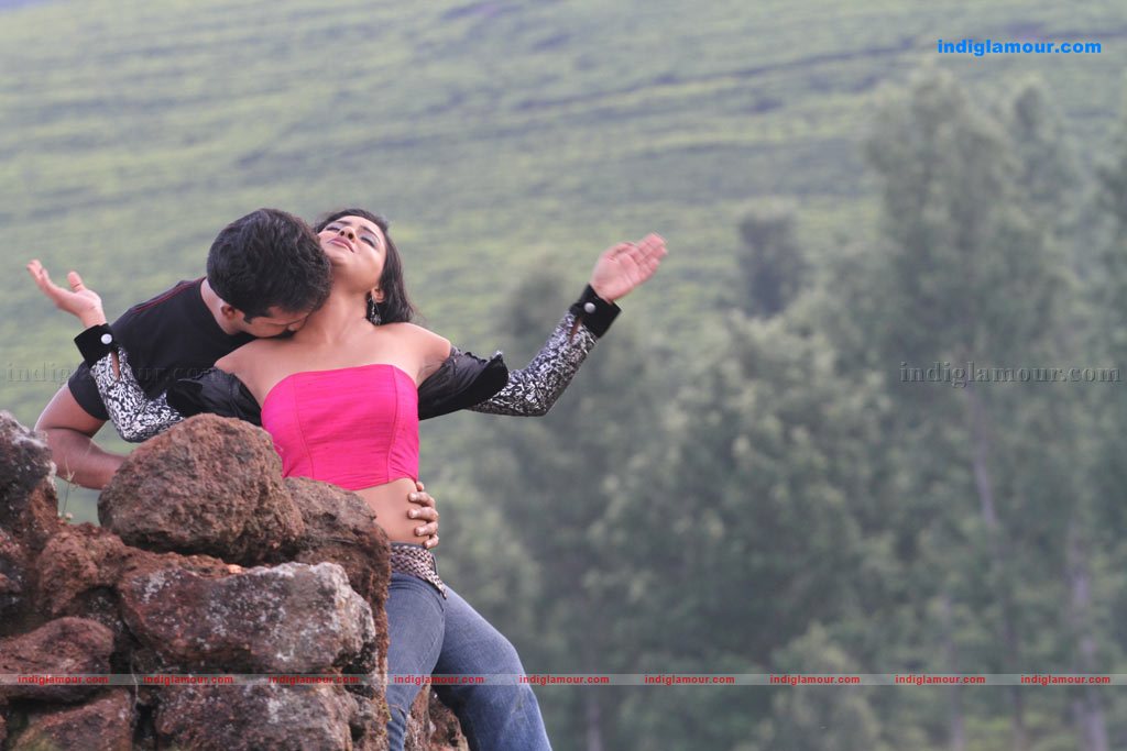 Marudhavelu Movie hd photo