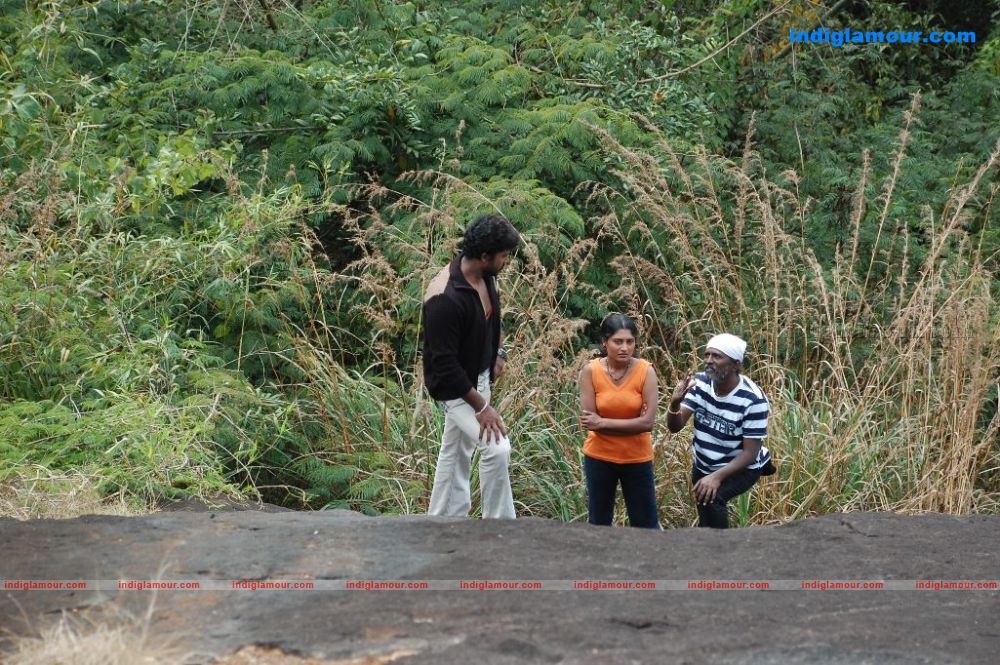 Mayaman chennaiyil oru naal Movie hd photo