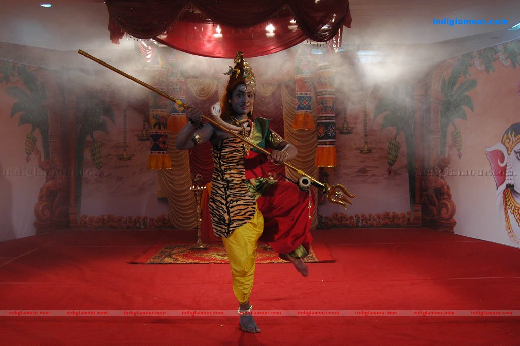 Narthaki Movie hd photo