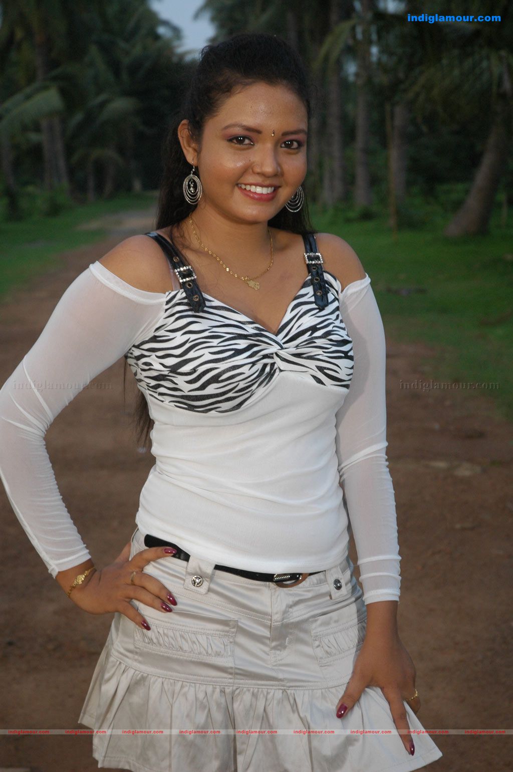 Oru Santhipil Movie hd photo