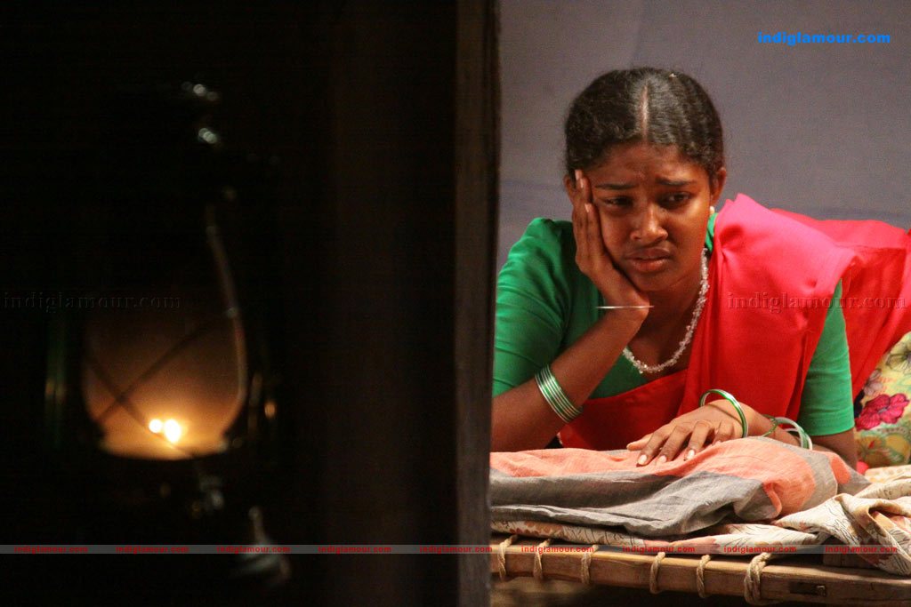 Tenkasi Pakkathula Movie hd photo