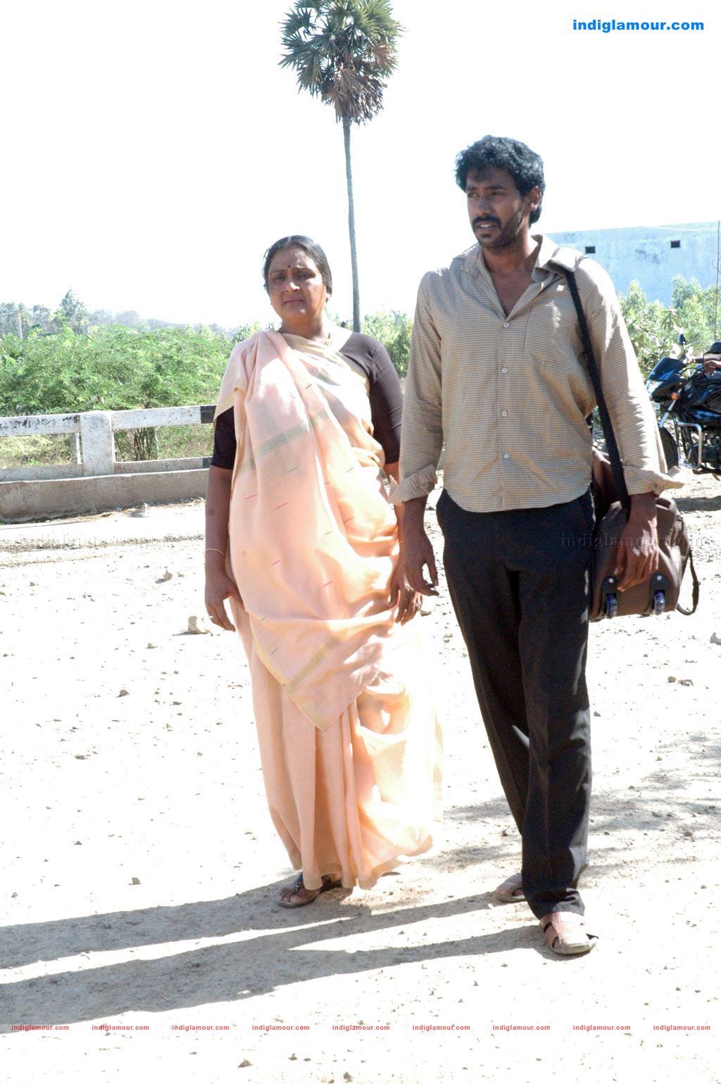 Anbulla Maanvizhiye Movie hd photo