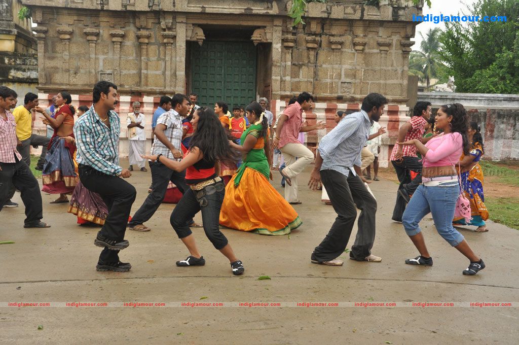 Anbulla Maanvizhiye Movie hd photo