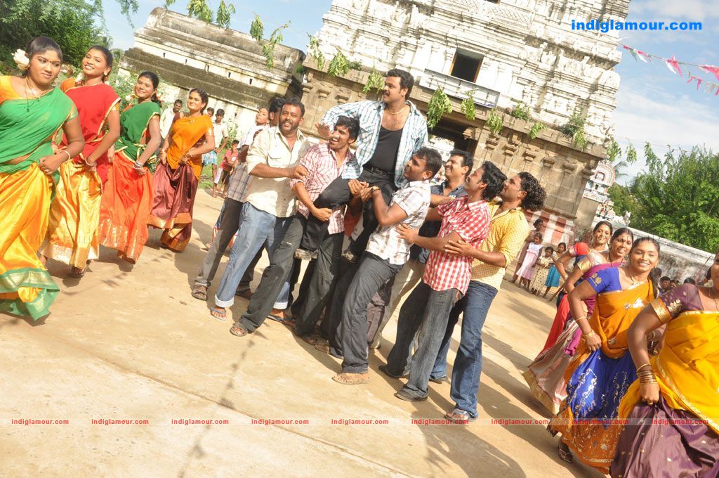 Anbulla Maanvizhiye Movie hd photo