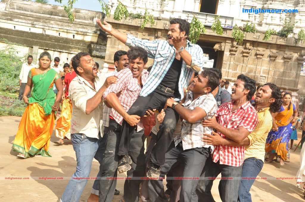 Anbulla Maanvizhiye Movie hd photo