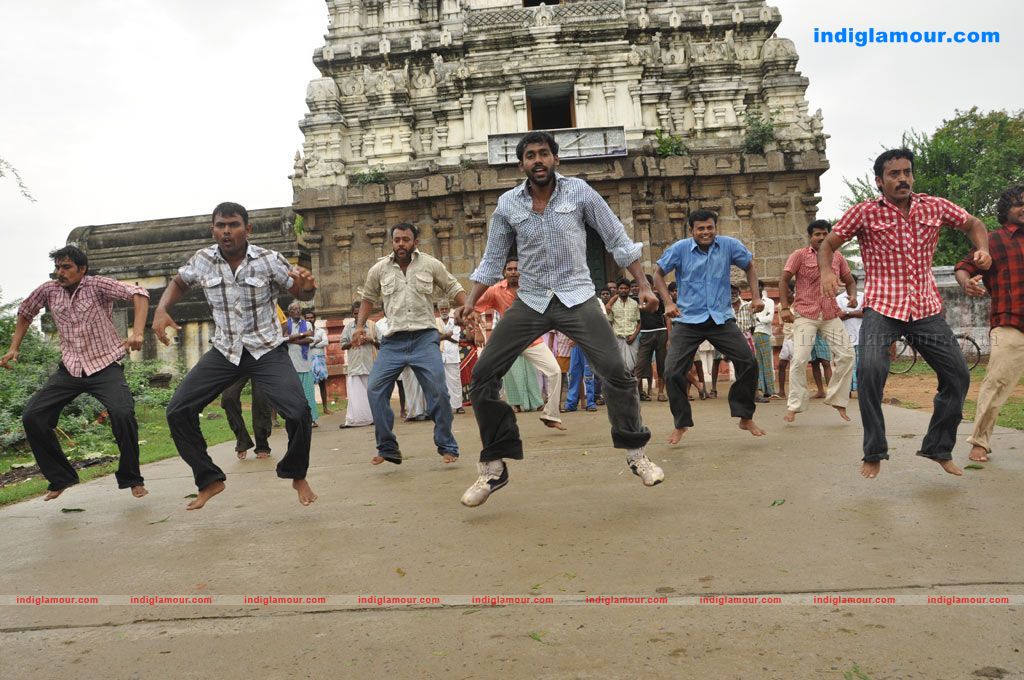Anbulla Maanvizhiye Movie hd photo