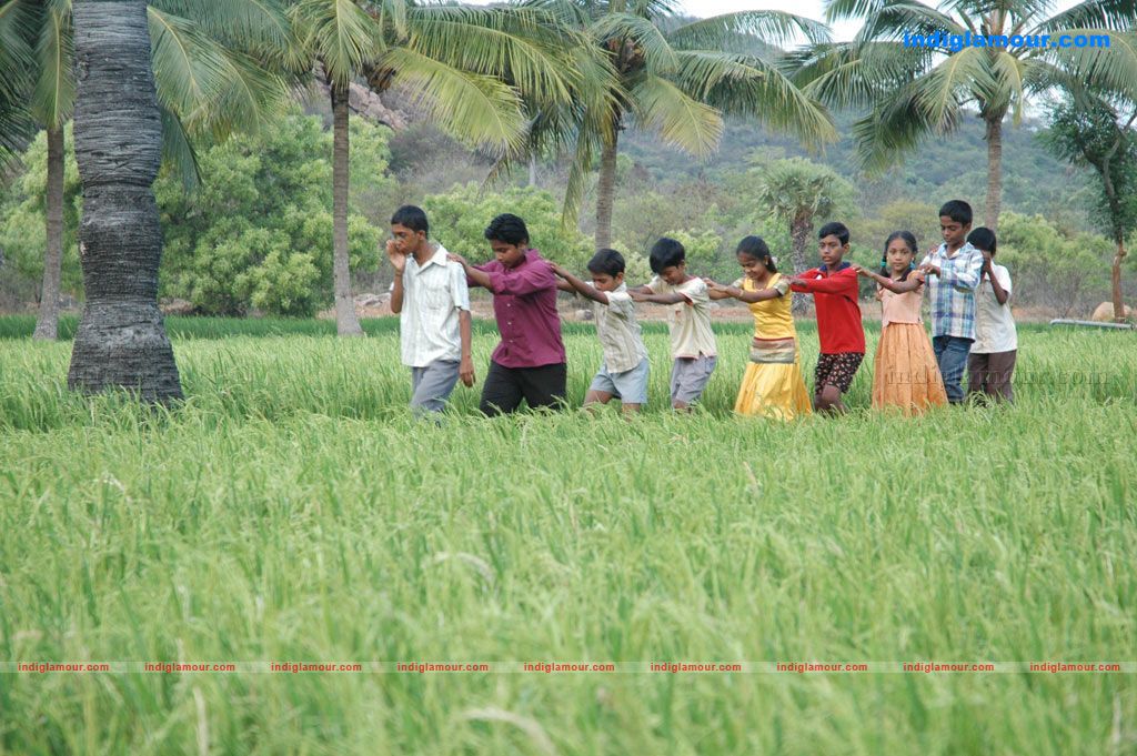 Anbulla Maanvizhiye Movie hd photo