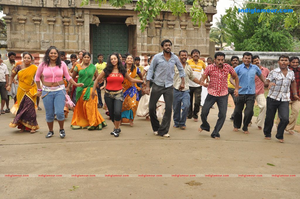 Anbulla Maanvizhiye Movie hd photo