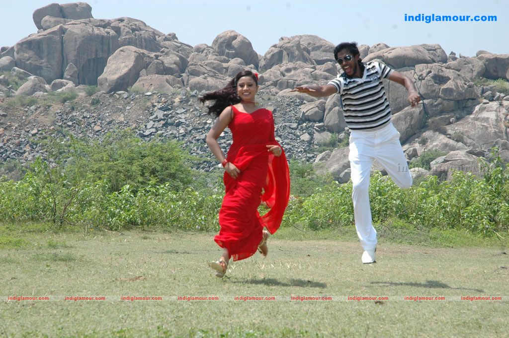 Anbulla Maanvizhiye Movie hd photo