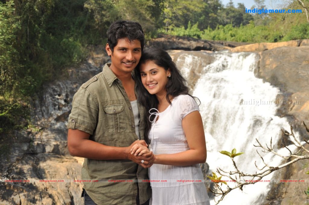 Vandhan Vendraan Movie hd photo