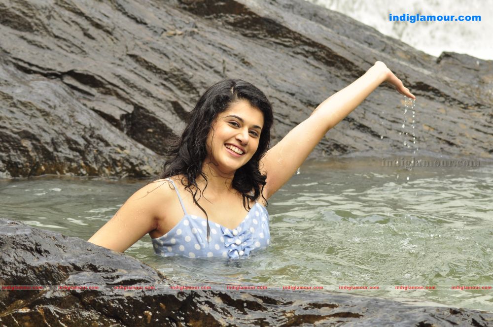 Vandhan Vendraan Movie hd photo