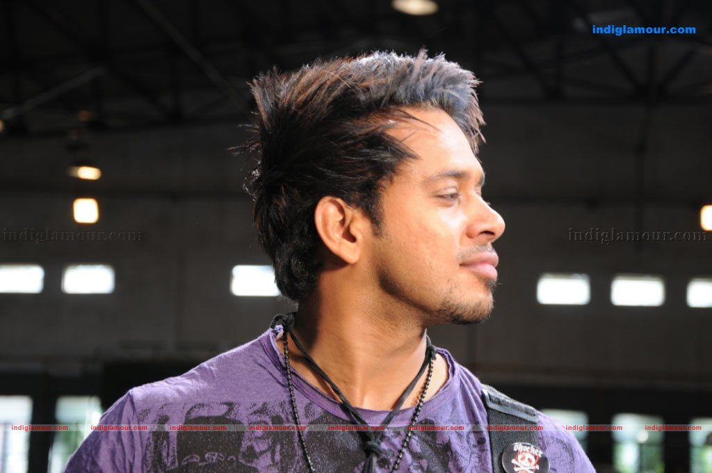 Vaanam Movie hd photo