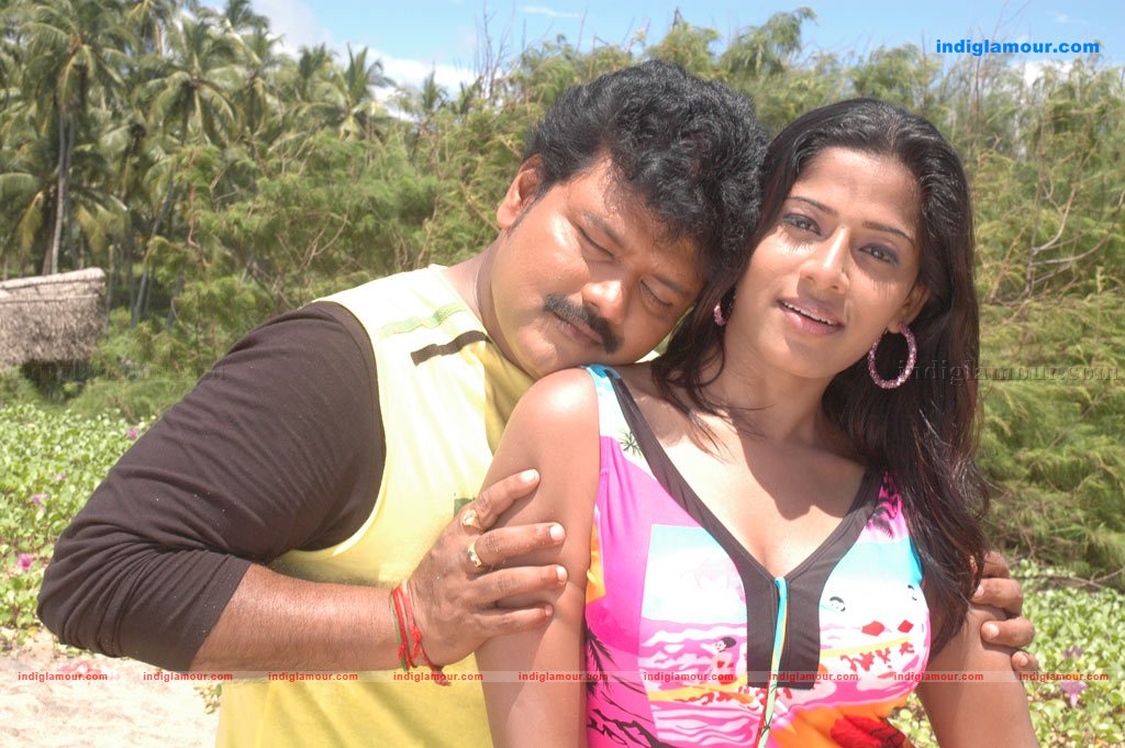 Aduthaduthu Movie hd photo