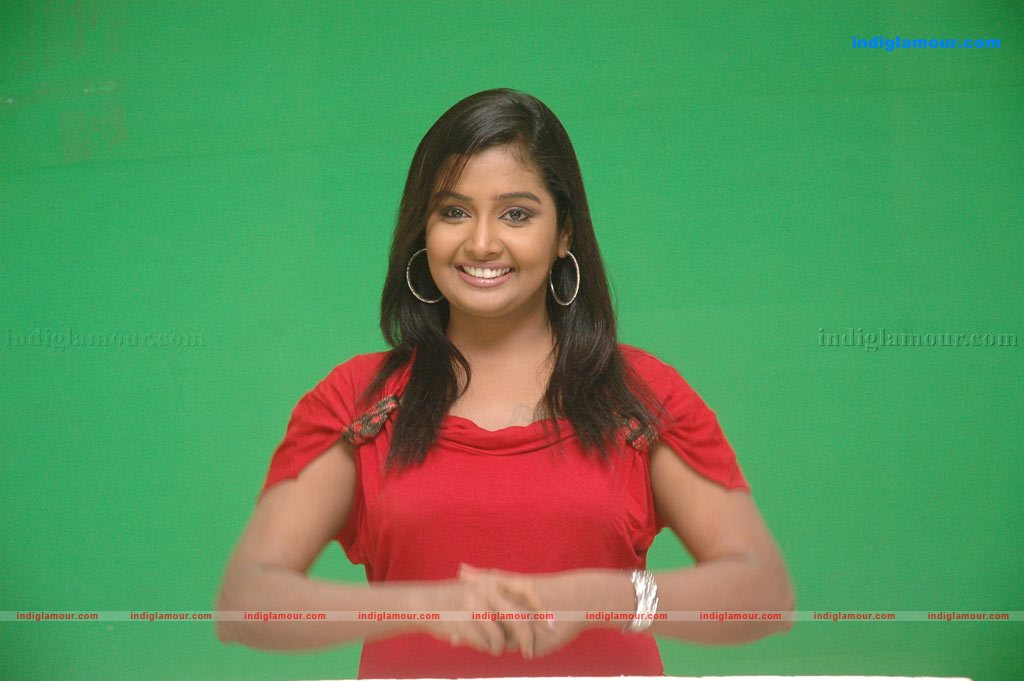 Aduthaduthu Movie hd photo