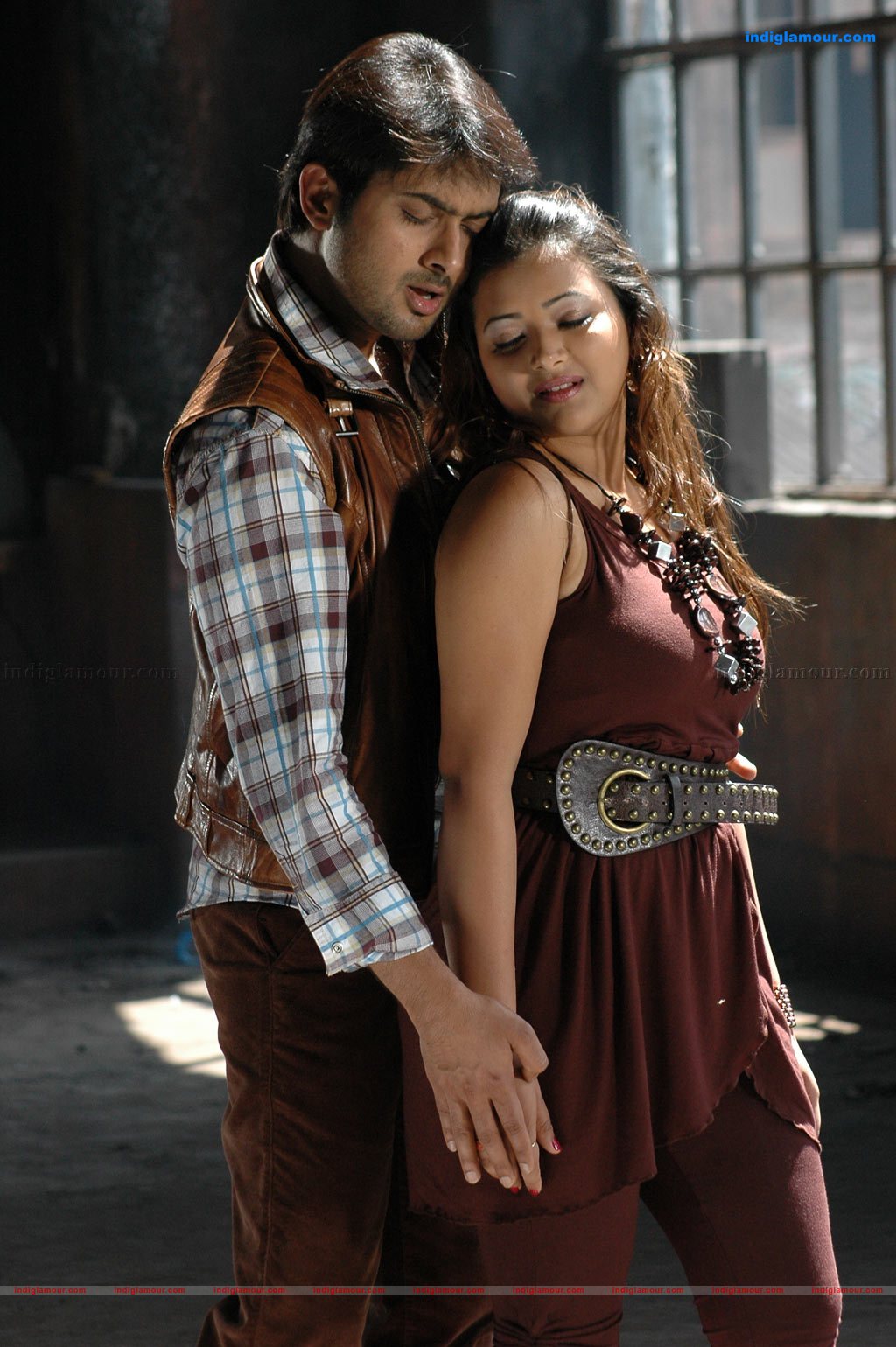 Oru Mutham Oru Yutham  Movie hd photo