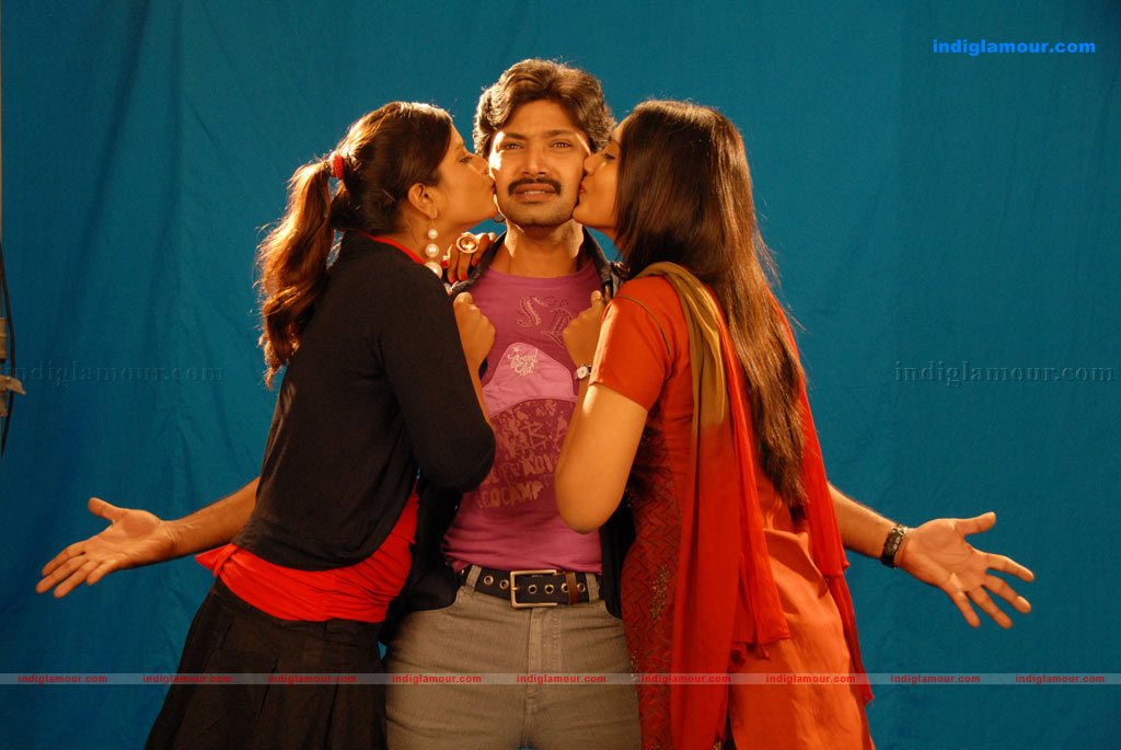Konjam Poi Niraiya Kadhal Movie hd photo