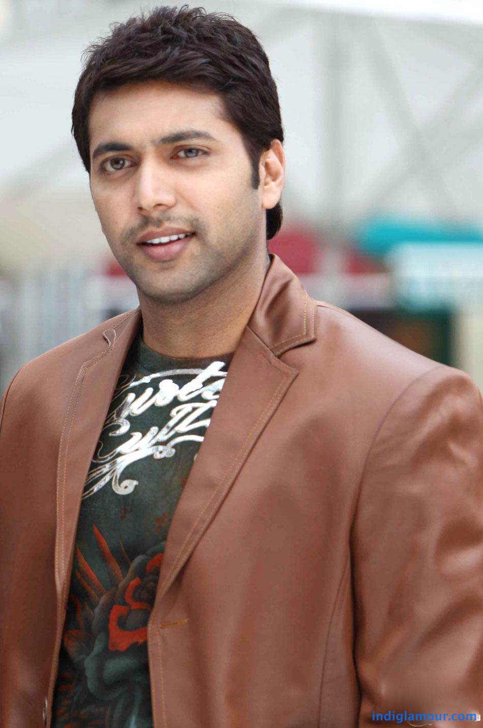 Nimirndhu Nil Movie hd photo