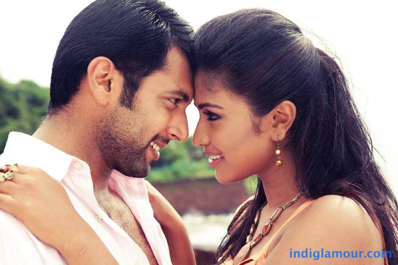 Nimirndhu Nil Movie hd photo