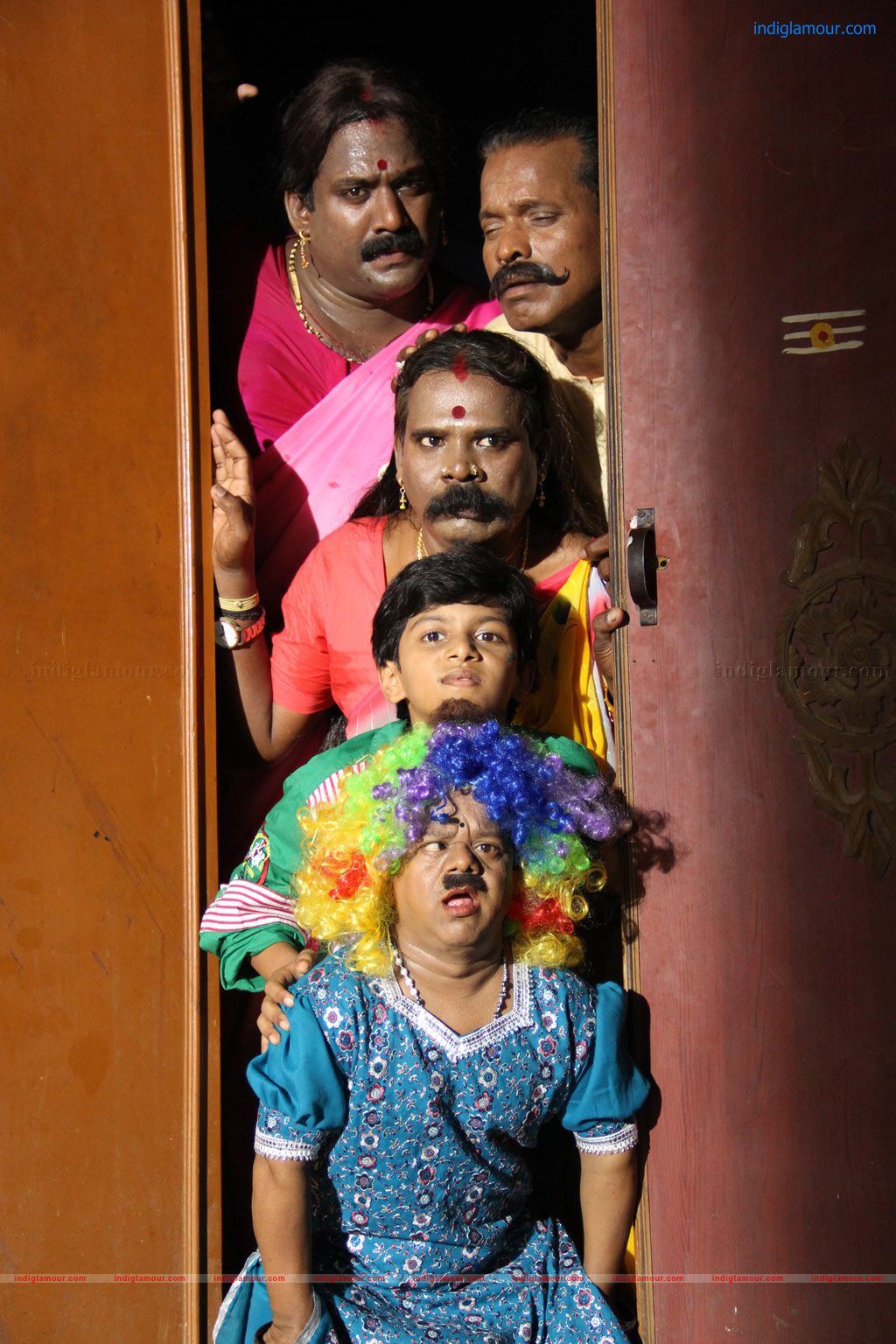Chutty Paiyanum Nanghu Thirudargalum Movie hd photo