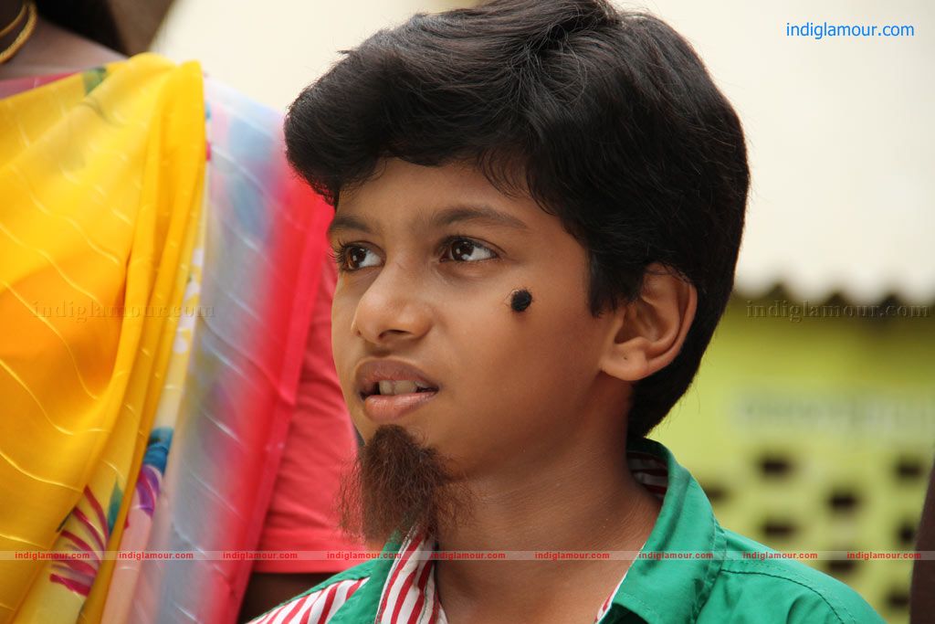 Chutty Paiyanum Nanghu Thirudargalum Movie hd photo