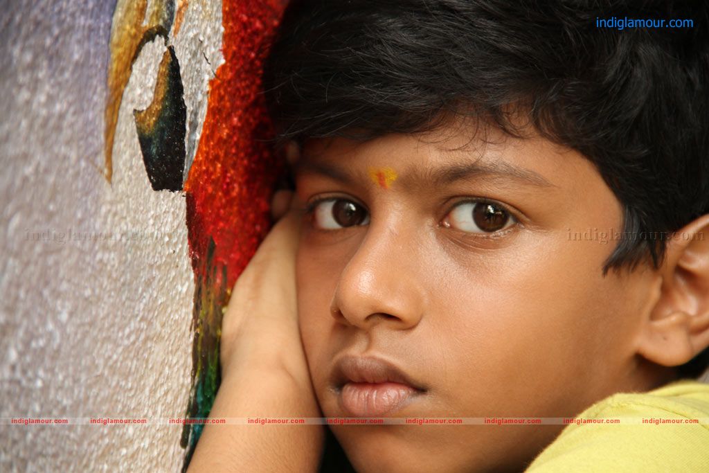Chutty Paiyanum Nanghu Thirudargalum Movie hd photo