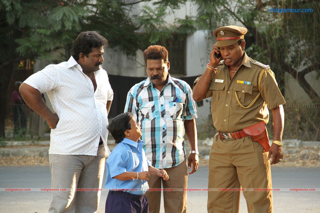 Chutty Paiyanum Nanghu Thirudargalum Movie hd photo