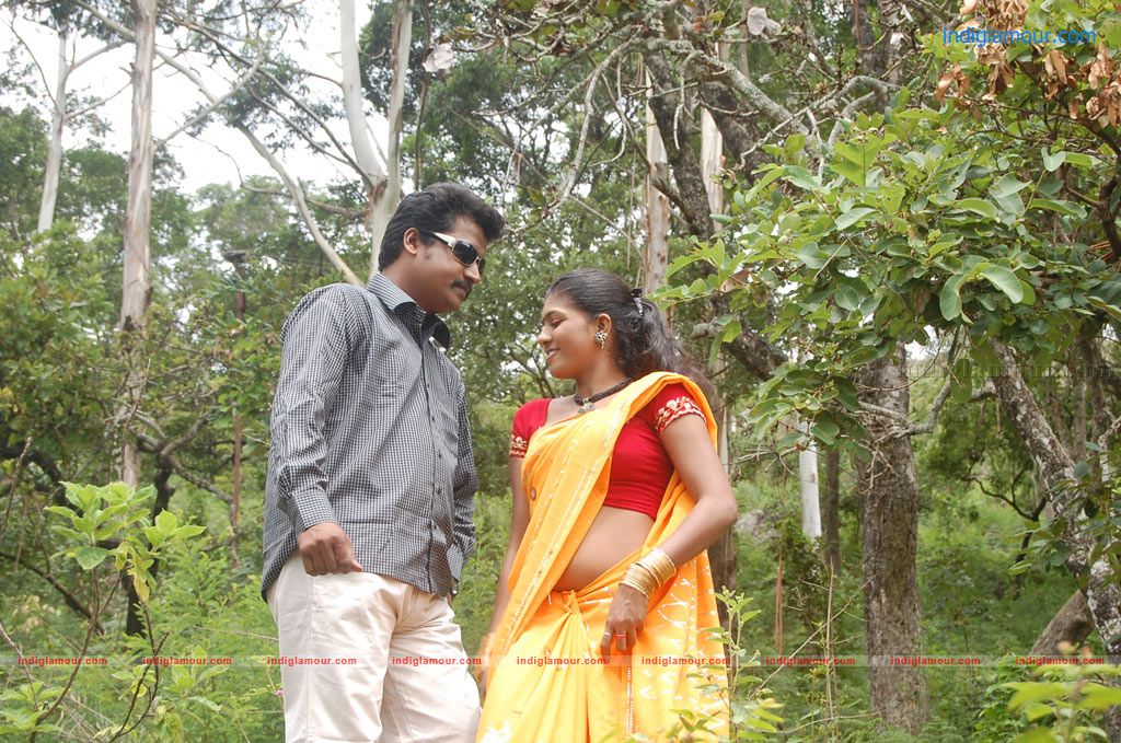 Iruvan Movie hd photo