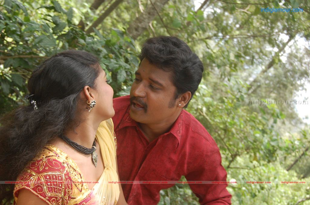 Iruvan Movie hd photo