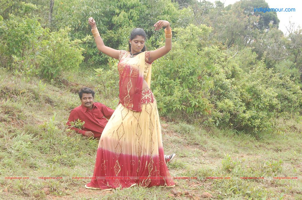 Iruvan Movie hd photo