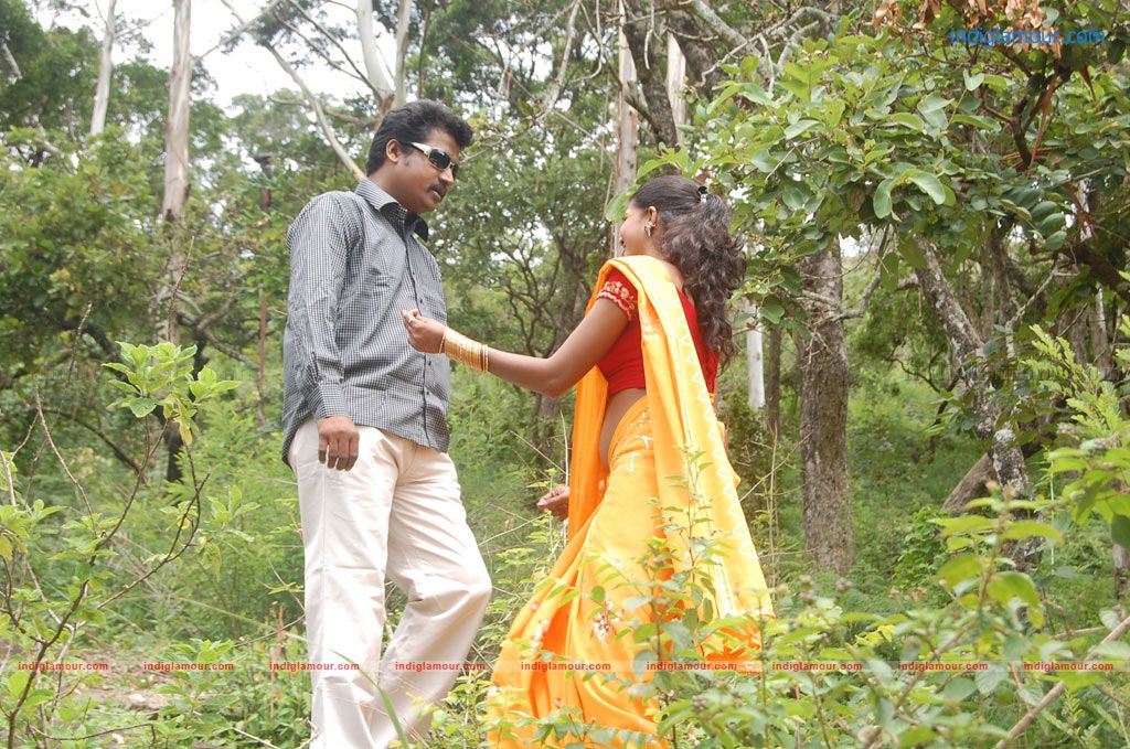 Iruvan Movie hd photo