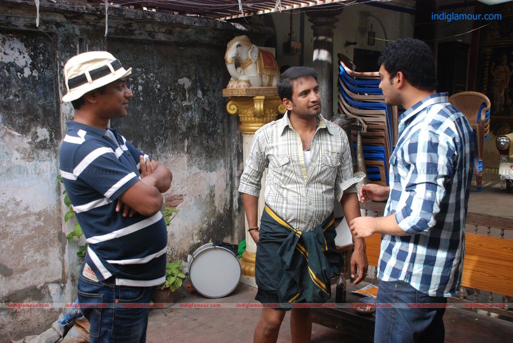 Kanna Laddu Thinna Aasaiya Movie hd photo