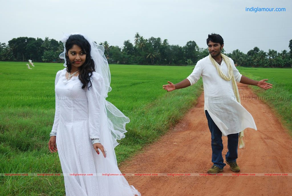Nandanam Movie hd photo