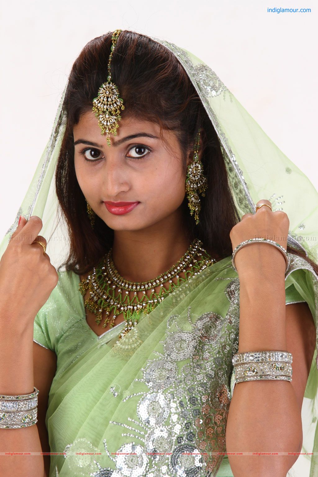 Idhu Charuvoda Dating Movie hd photo