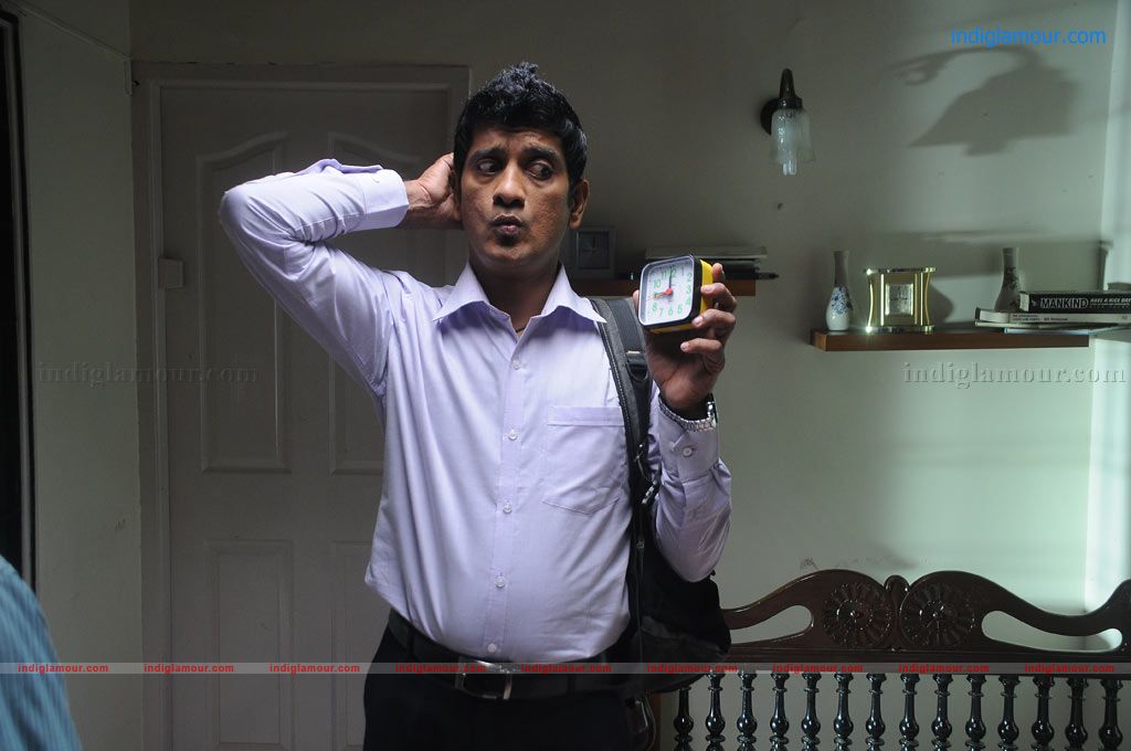 Uyir Mozhi Movie hd photo