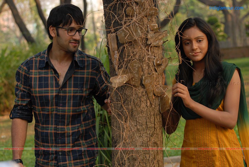 Uyir Mozhi Movie hd photo