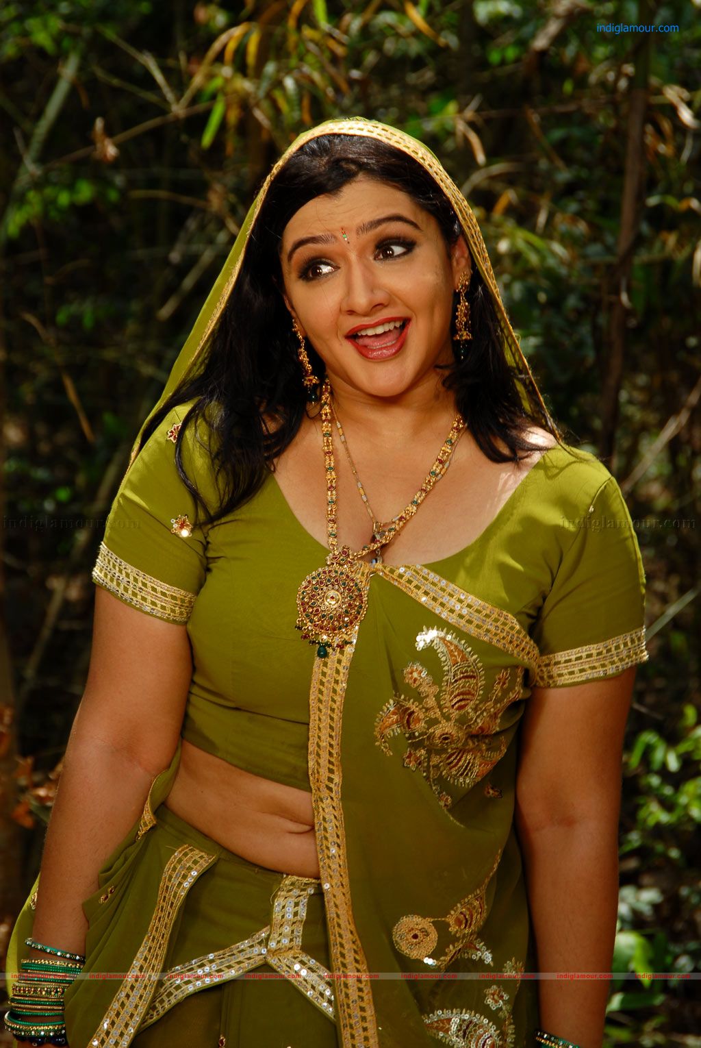 Azhagiya Vanamum Arputha Siruvanum Movie hd photo