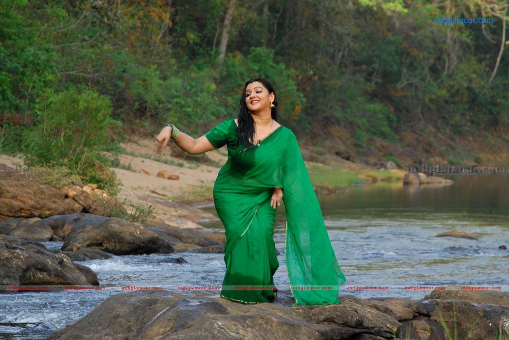 Azhagiya Vanamum Arputha Siruvanum Movie hd photo
