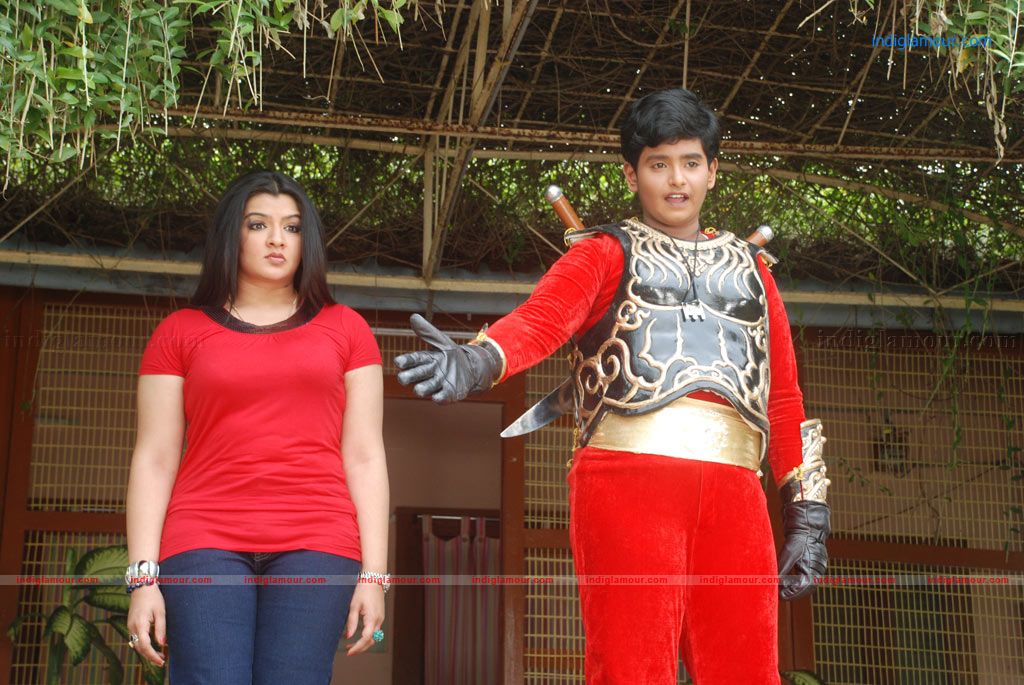 Azhagiya Vanamum Arputha Siruvanum Movie hd photo