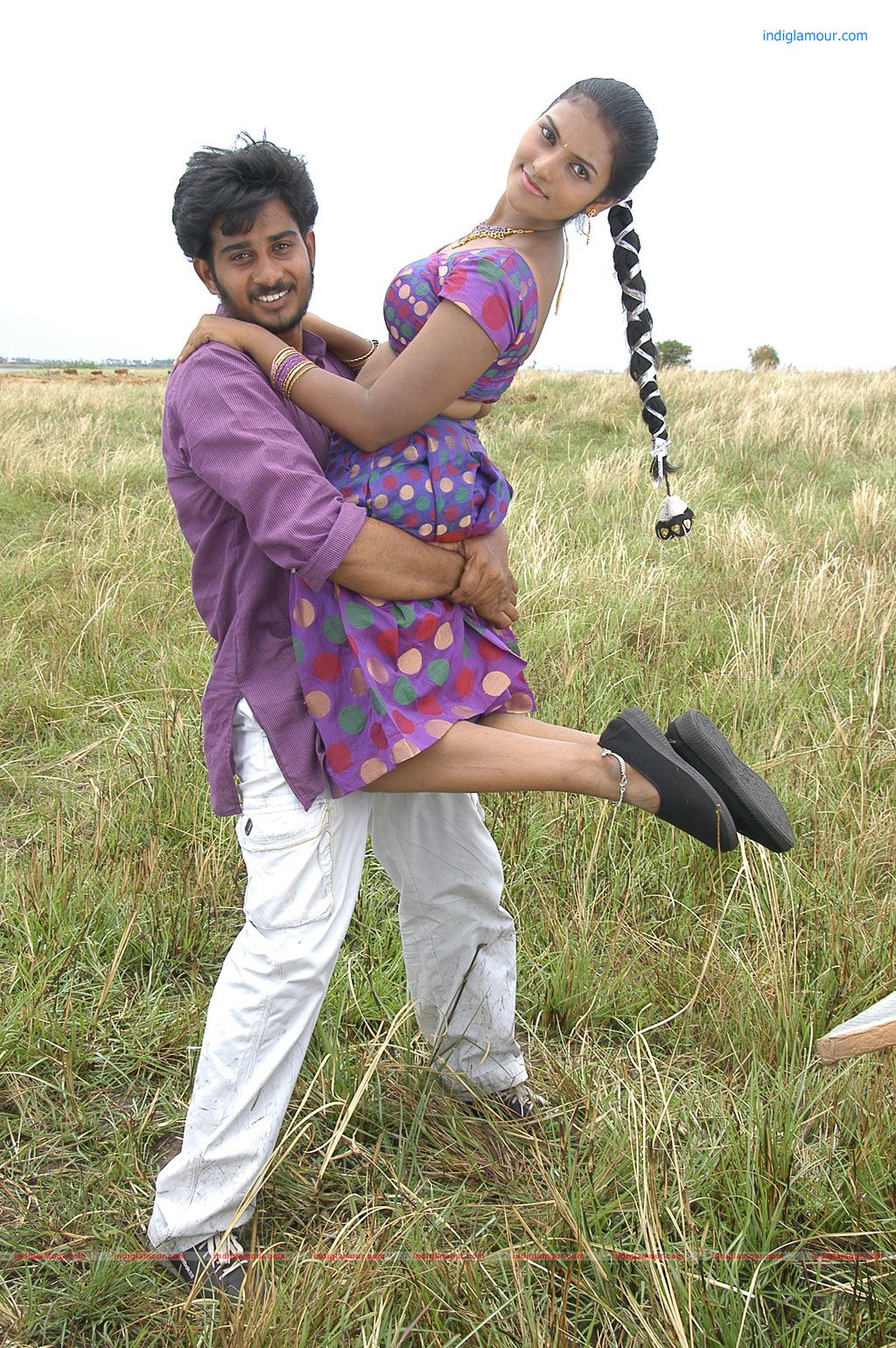 En Kadhal Pudhithu Movie hd photo