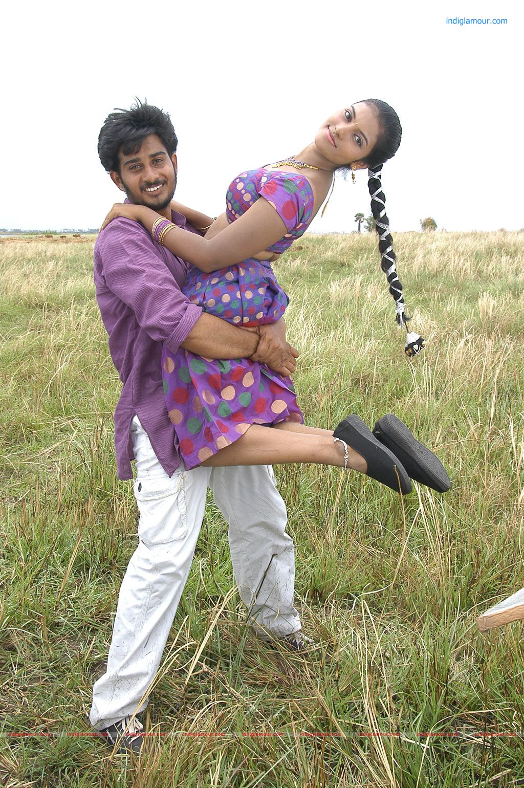 En Kadhal Pudhithu Movie hd photo