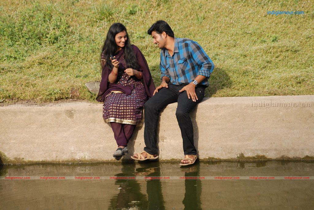 En Kadhal Pudhithu Movie hd photo