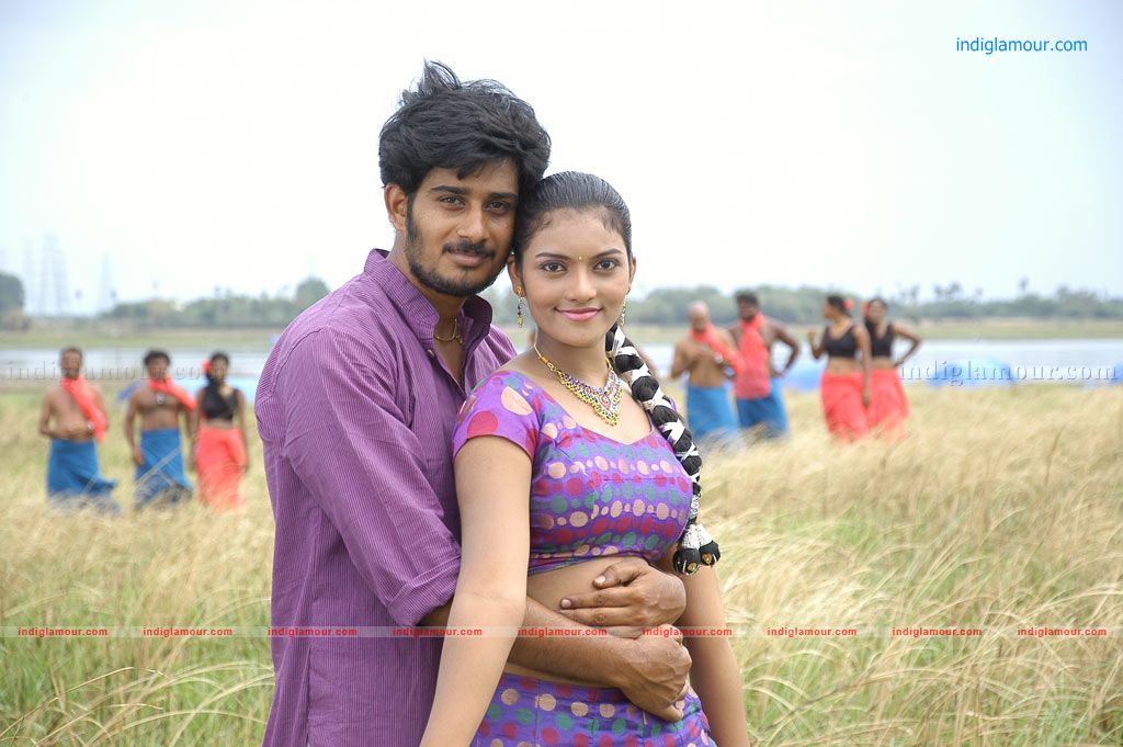 En Kadhal Pudhithu Movie hd photo