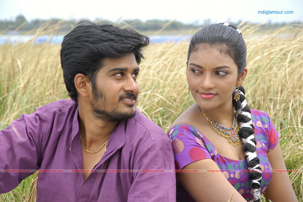 En Kadhal Pudhithu Movie hd photo