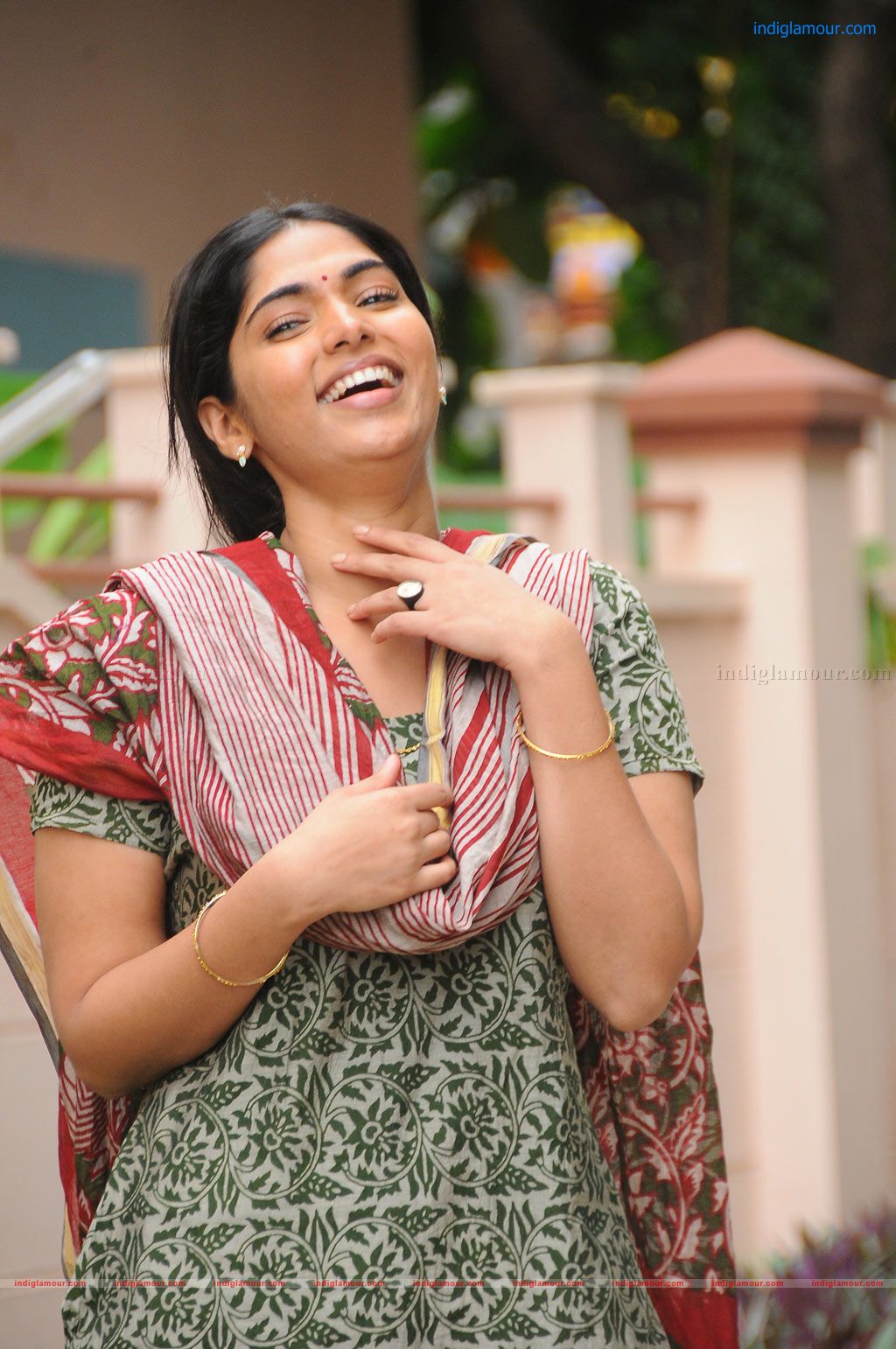 Moondru Per Moondru Kaadhal Movie hd photo