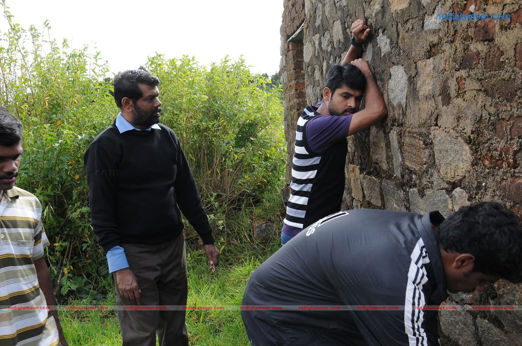Moondru Per Moondru Kaadhal Movie hd photo