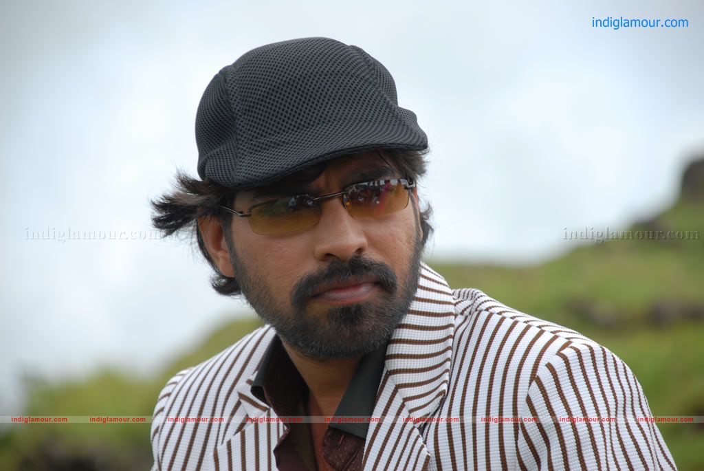 Ari Yadhavan Puri Yadhavan Movie hd photo