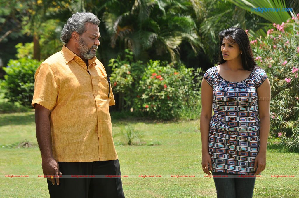 Mounamana Neram Movie hd photo